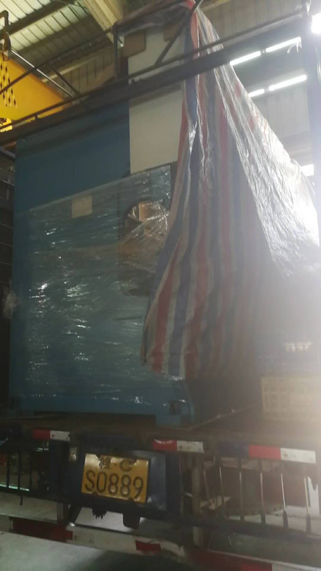 國輝電液伺服折彎機(jī)發(fā)往廣西